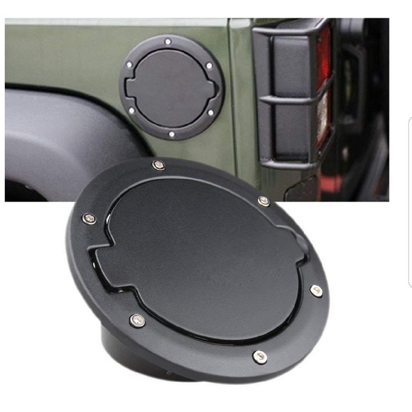 Jeep Other - Black jeep gas cover with silver bolts